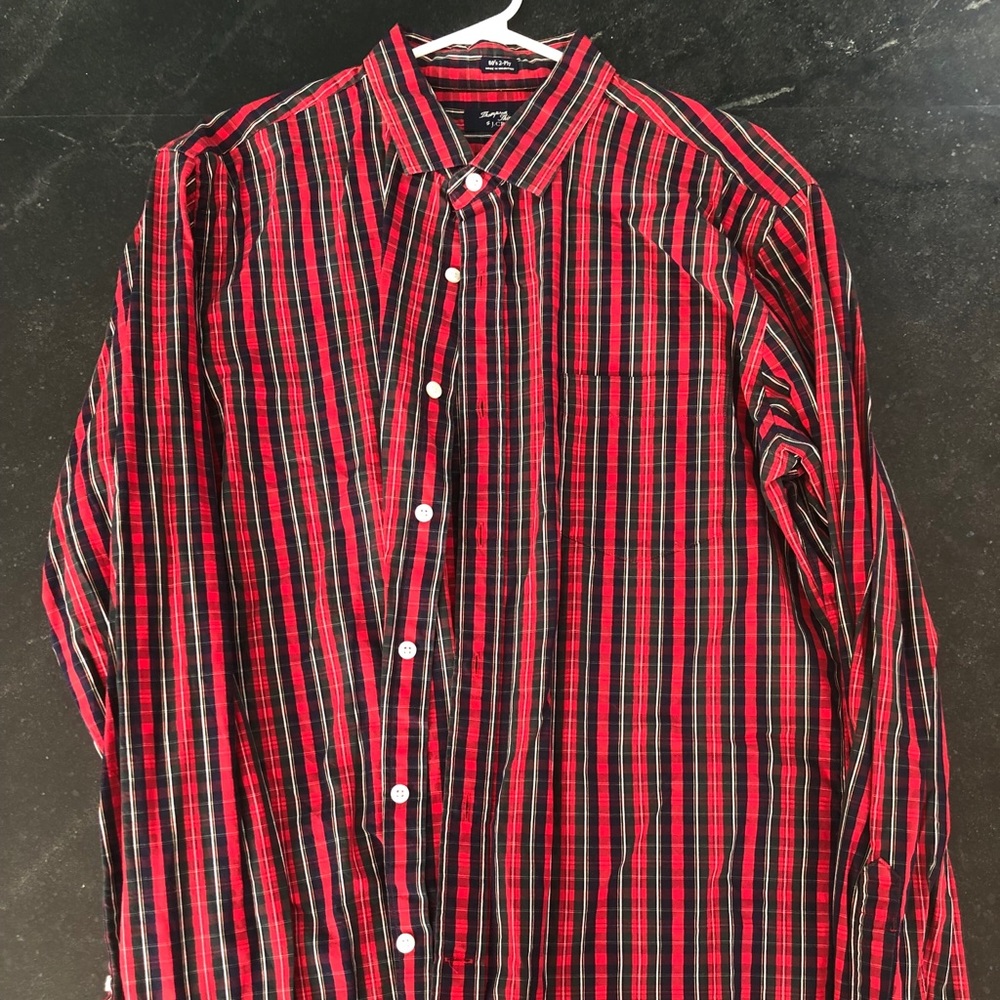 J-Crew Plaid Button Down Thompson - image 1